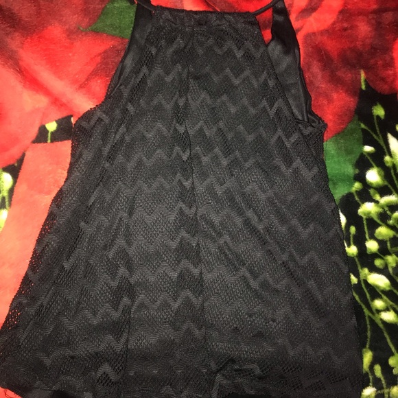 Top - Picture 2 of 2